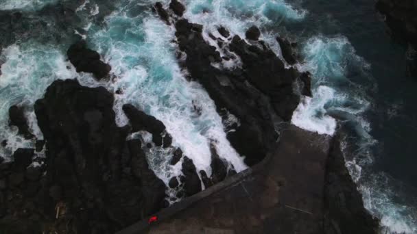 Slow Motion Waves Bij Ponta Costa Sao Miguel Azoren — Stockvideo