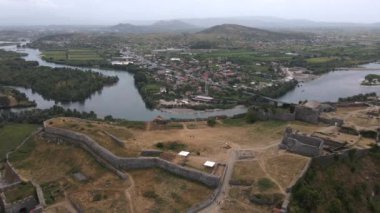 İHA 5 tarafından Arnavutluk 'taki Shkoder Kalesi