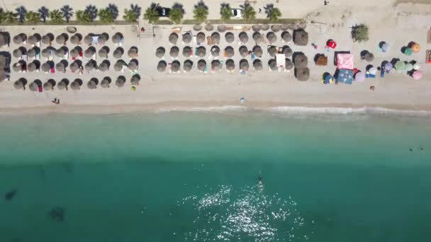 Drone著 阿尔巴尼亚Borsh海滩 — 图库视频影像