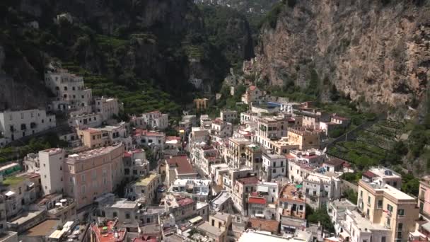 Atrani Costa Amalfitana Italia Drone Zoom Out — Vídeo de stock
