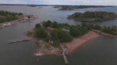 Helsinki Takımadaları, İHA 2 tarafından Finlandiya 'da