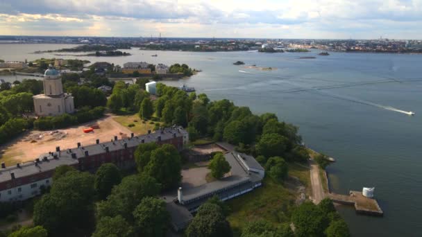 Suomenlinna Helsinki Finland Door Drone — Stockvideo