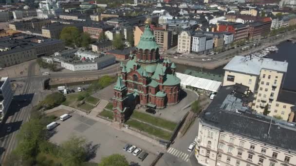 芬兰赫尔辛基Uspending Ski大教堂 由Drone 2建造 — 图库视频影像