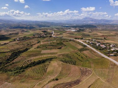 Drone 'un Arnavutluk kırsalına bakışları