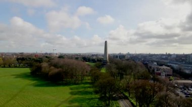 İrlanda, Dublin 'deki Wellington Anıtı.