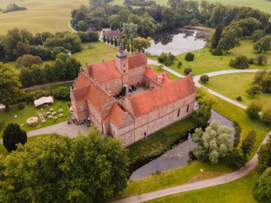 Nyborg, Danimarka 'daki Holckenhavn Kalesi' nin hava görüntüleri