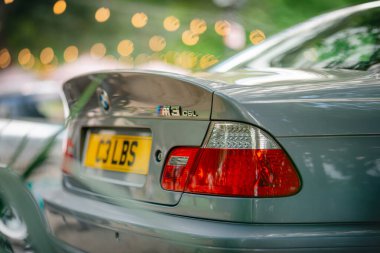 Kafein ve makinede M3 CSL, İngiltere
