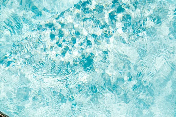 Blurred Transparent Blue Colored Clear Calm Water Surface Texture Splashes — Zdjęcie stockowe