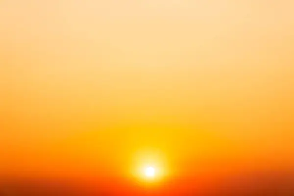 Bonito Luxo Suave Gradiente Laranja Nuvens Ouro Luz Solar Céu Imagem De Stock
