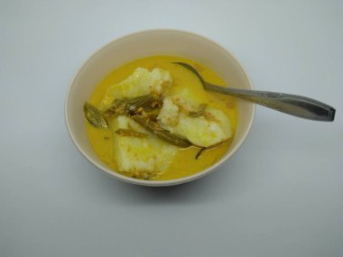 Lontong Sayur, Lontong sebzesi Endonezya 'nın tipik bir kahvaltısıdır.