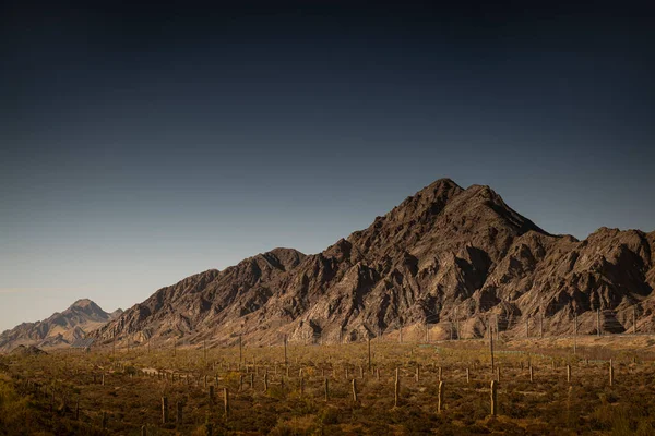 Sandsteine Und Berge Hintergrund — Stockfoto