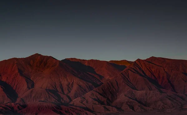 Όμορφα Βουνά Στην Έρημο — Φωτογραφία Αρχείου
