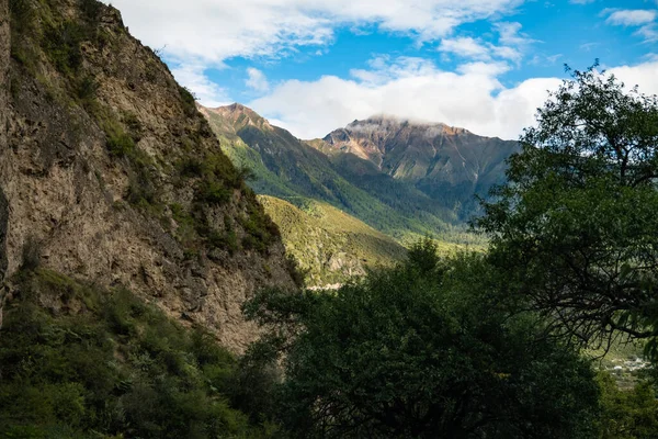 Malerische Aussicht Auf Schöne Berglandschaft — Stockfoto