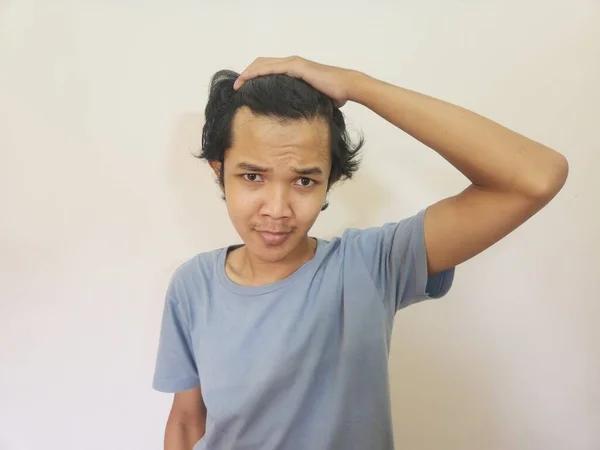 Choqué Visage Homme Asiatique Devient Chauve Perdu Les Cheveux Dans — Photo