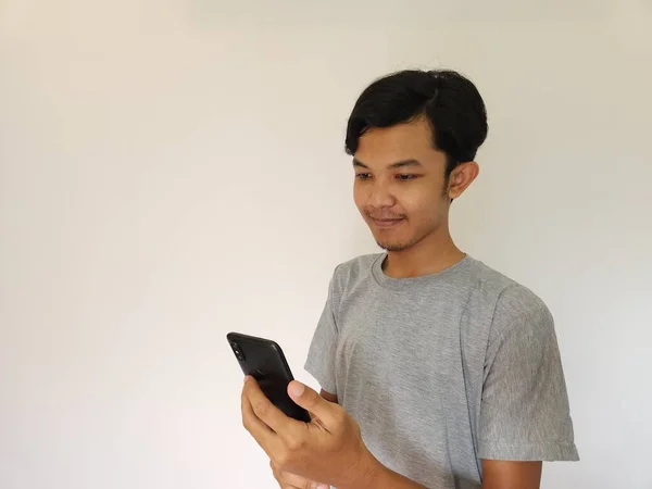 Wow Surprise Face Asian Man Use Smartphone Copy Space Advertisement — Φωτογραφία Αρχείου