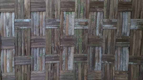 Bambudan Örülmüş Geleneksel Duvarlar — Stok fotoğraf