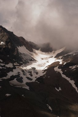 Dağların güzel manzarası