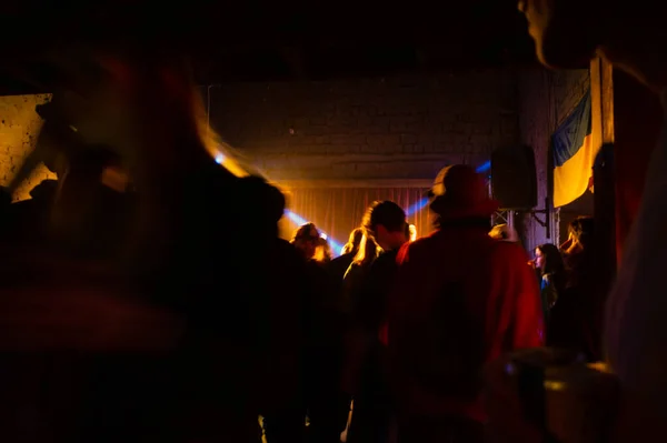 Lichter Und Gedränge Einem Nachtclub — Stockfoto