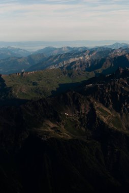 Dağların güzel manzarası