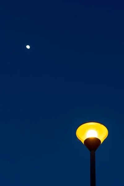 Belle Lanterne Dans Ciel Nocturne — Photo