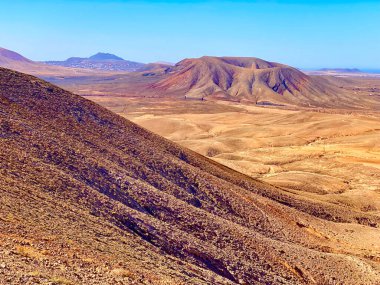 Fuerteventura volkanik kraterinin güzel manzarası