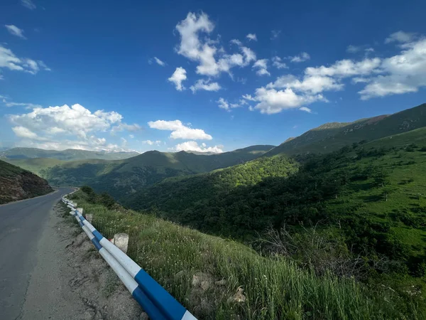 Belle Chaîne Montagnes Avec Des Vallées Verdoyantes Près Col Meghri — Photo