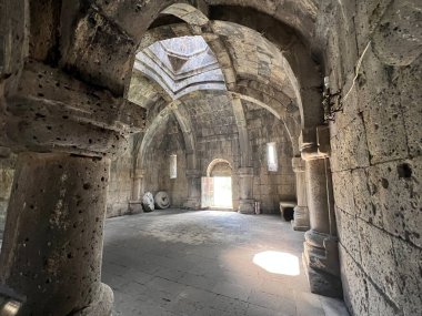 Ermenistan dağlarındaki Haghpat Manastırı