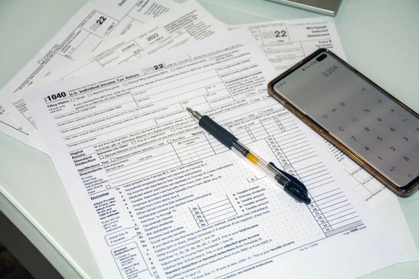 US Tax form 1040 tax return filing for 2022