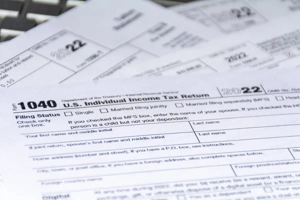 US Tax form 1040 tax return filing for 2022