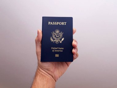 Amerikan Vatandaşlık Pasaportu Kimlik Belgesi. Çeşitli açılardan ve arkaplanlardan yüksek kaliteli fotoğraflar