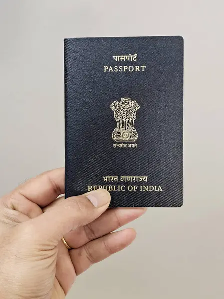 Hindistan doğumlu vatandaşlar ve Hindistan vatandaşı Hintliler için Hindistan pasaportu. Yüksek kalite fotoğraf