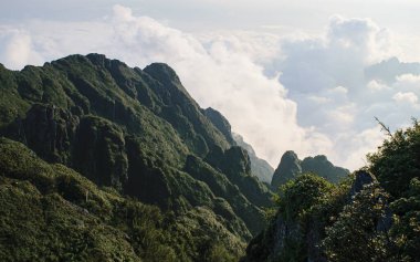 Vietnam 'daki Fansipan Dağı Manzarası, Hindiçin' in Çatı. Yüksek kalite fotoğraf