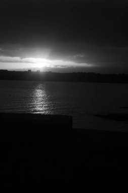 Denizde gün batımı