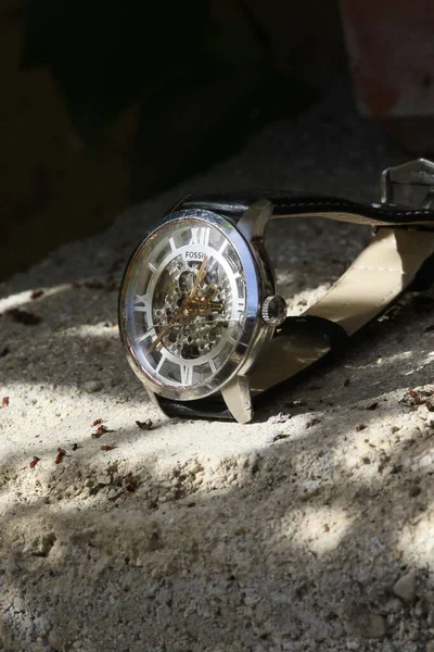 Kompas Piasek Starym Zabytkowym Zegarze Retro Tle — Zdjęcie stockowe