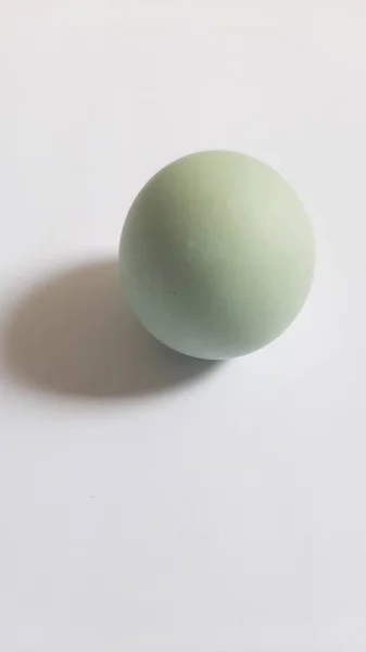 Παραδοσιακό Ασιατικό Ενιαίο Ένα Αλατισμένο Αλμυρό Αυγό Πάπιας Απομονωμένο Λευκό — Φωτογραφία Αρχείου