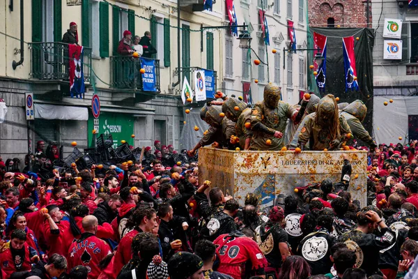 2023 Ivrea famous carnival details, oranges battles and people. 
