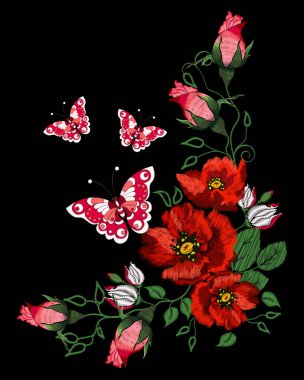 İşlemeli turuncu güller, kelebekler ve diğer kır çiçekleri.