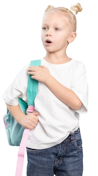 Grundschülerin Schaut Überrascht Mit Geöffnetem Mund Hält Rucksack Der Hand — Stockfoto