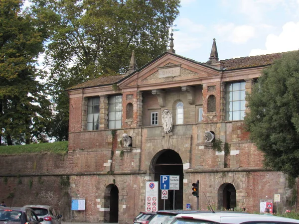 stock image Lucca's gates. Main entrance. Italy.