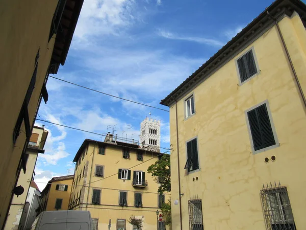 Башня Собора Святого Мартина Тура Лукке Италия — стоковое фото