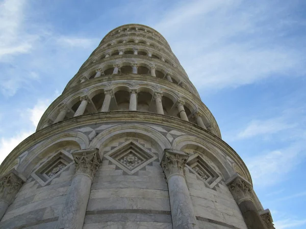 Wieża Pizie Widziana Dołu Włochy — Zdjęcie stockowe