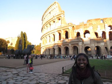 İtalya, Roma 'daki Kolezyum.