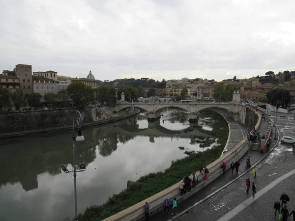 Híd Hívja San Angelo Kastélyát Róma Olaszország — Stock Fotó