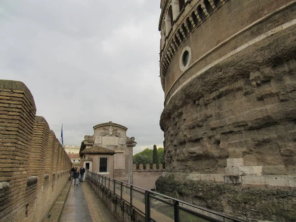 圣安杰罗城堡的内部罗马意大利 — 图库照片