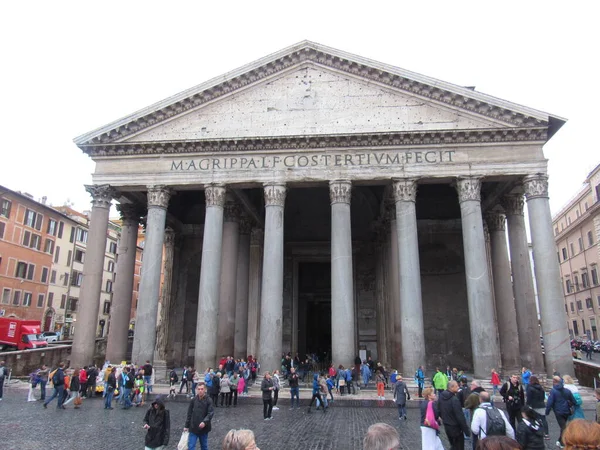 Historickém Centru Města Pantheon Starověký Římský Chrám Zasvěcený Všem Bohům — Stock fotografie