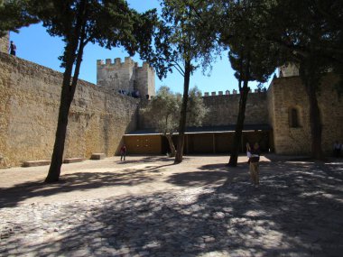 St. George kalesinin içi. Lizbon, Portekiz.