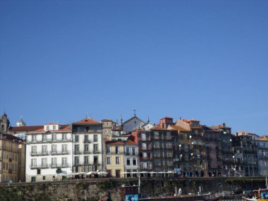 Porto. Portekiz. Douro nehrinde bir teknede görülmüş..