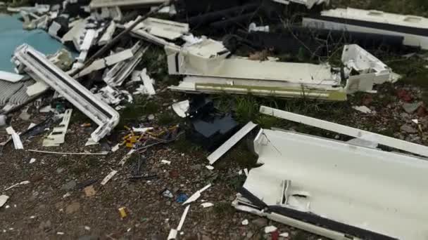 Shattered Unit Illegal Landfill Filled Hazardous Waste Garbage — Stok video