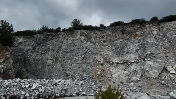 Abandoned Mining Quarry Extractive Industry Piles Stones Gloomy Winter Day — Stok video