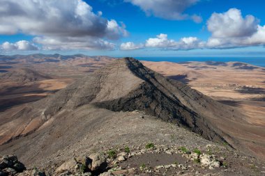 İsrail 'in kuzeyindeki Akdeniz adasının güzel manzarası.